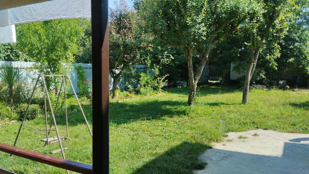 Эльза Hotel Gudauta Eksteriør billede